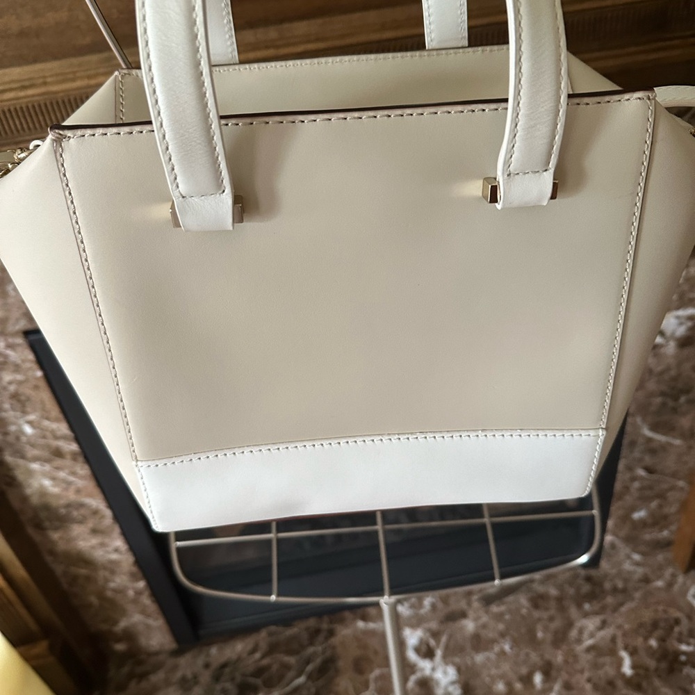 NWT Kate Spade Park Avenue cream handbag - Picture 3 of 14